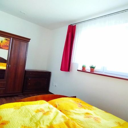 Apartman Scheyer Frýdek-Místek Екстериор снимка