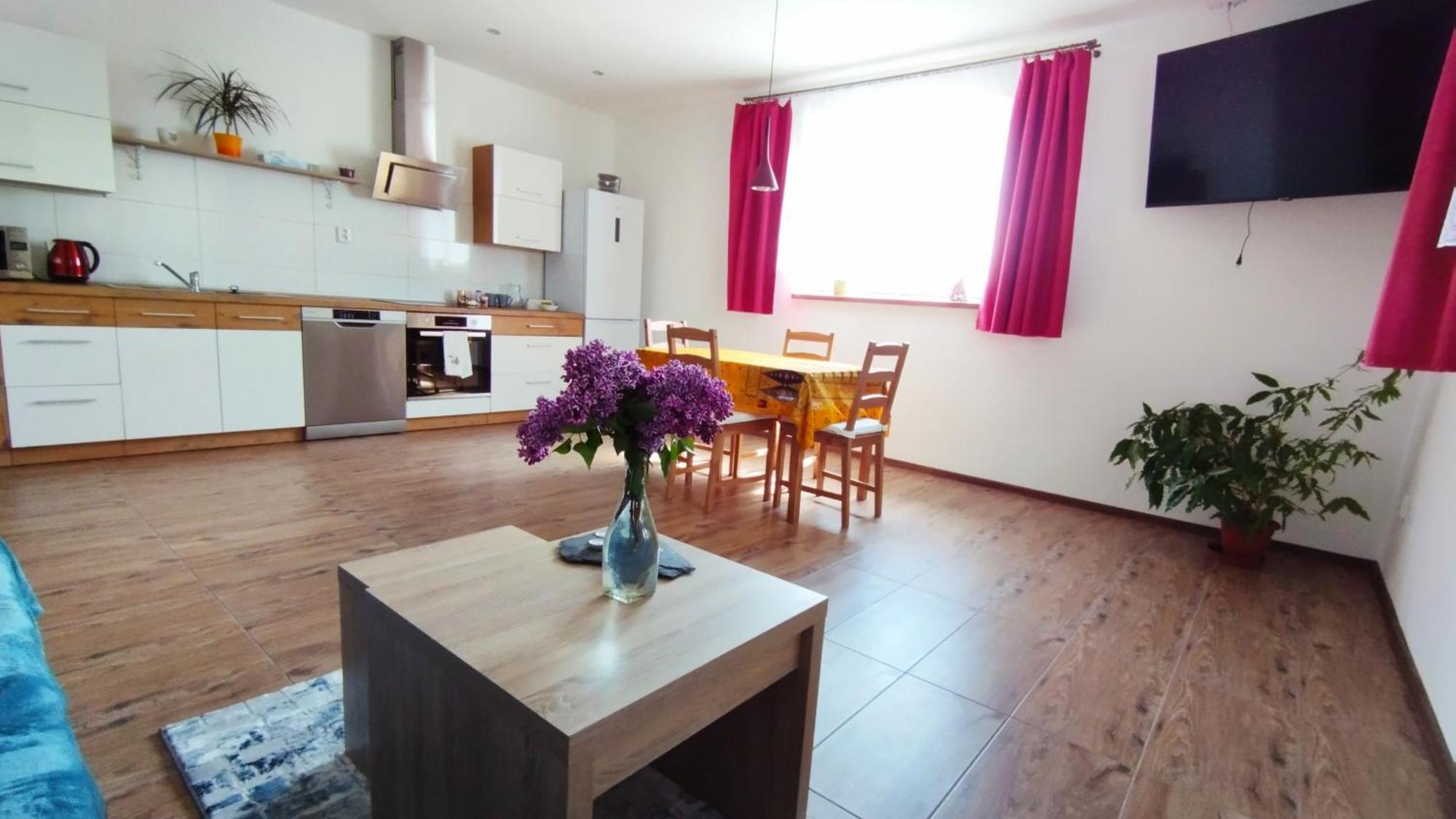 Apartman Scheyer Frýdek-Místek Екстериор снимка